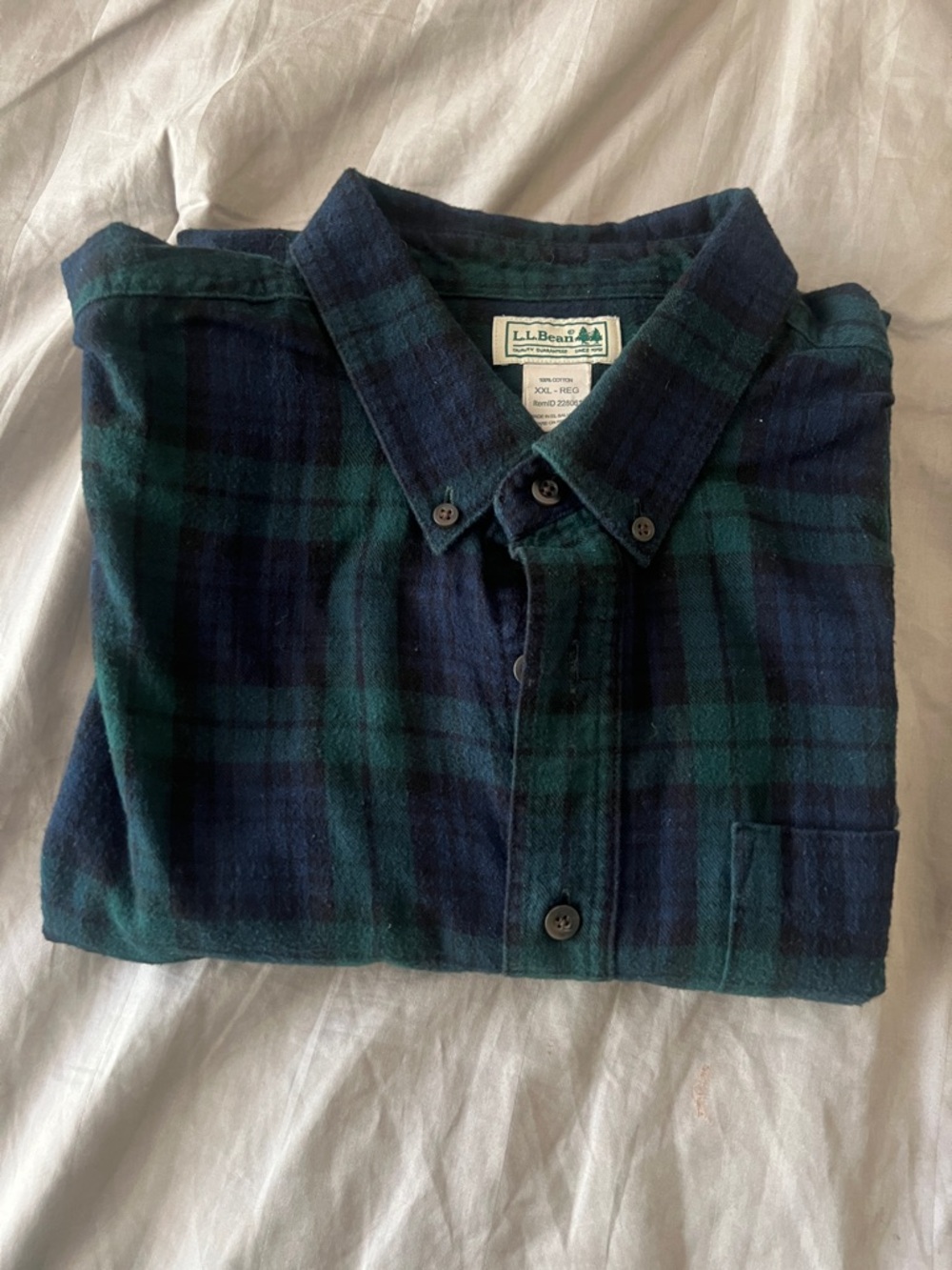 L.L. Bean Men's Green and Navy Plaid Button-Down Shirt